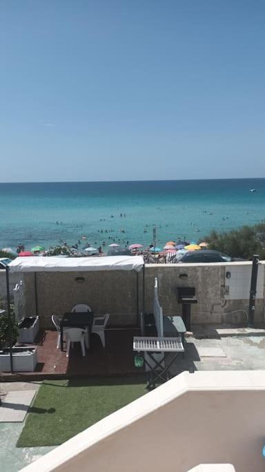 Appartamento Con Giardino A 3 Metri Dalla Spiaggia Taranto Exterior photo